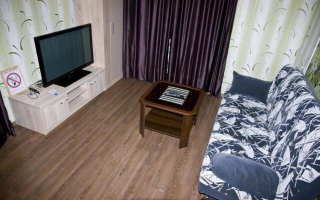 Barberry on the street of the Five-year plan 113