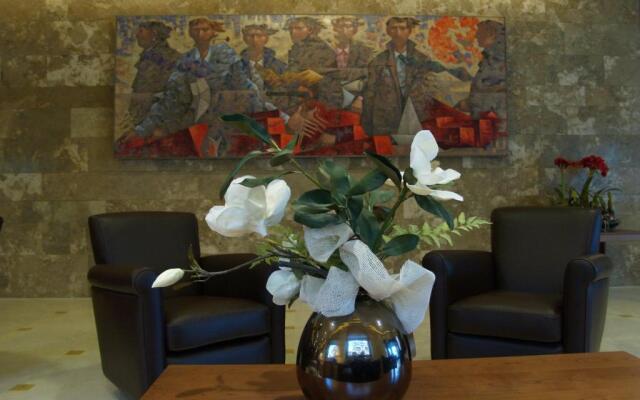 Hotel Airone