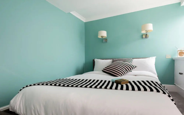 The Chelsea Common - Modern 2bdr Apartment With Terrace