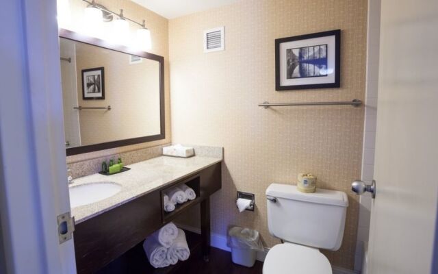 Garfield Suites Hotel