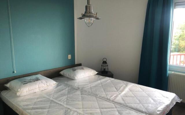 Appartement Makkum aan het strand
