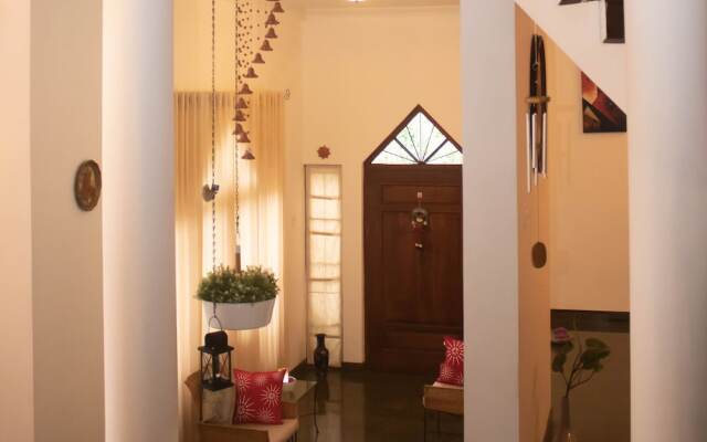 Holistic Villas River