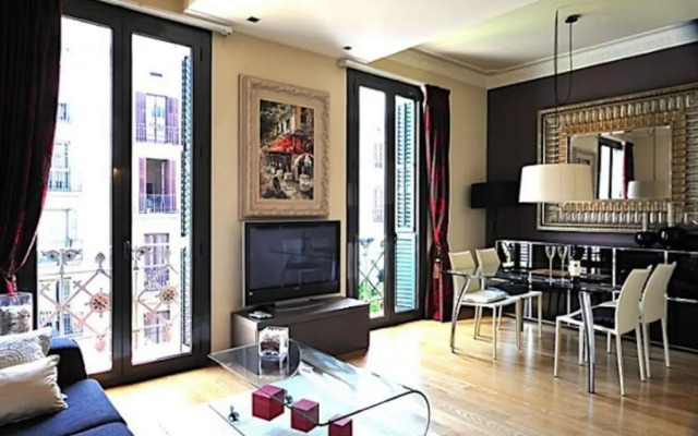 1208 - Exclusive Design Apartment