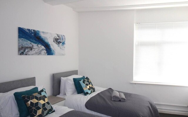 Remarkable 3-bed Apartment in Newport Pagnell