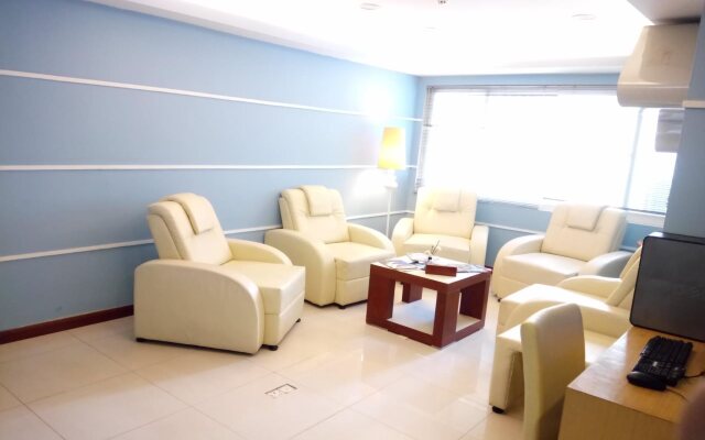 Discovery Hotel