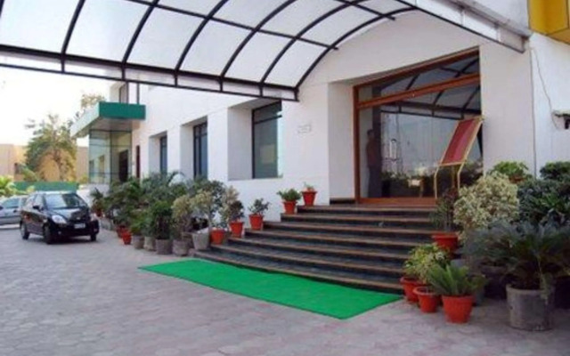 Comfort Inn Lucknow
