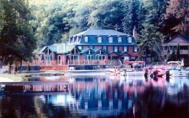 Lake Harmony Inn