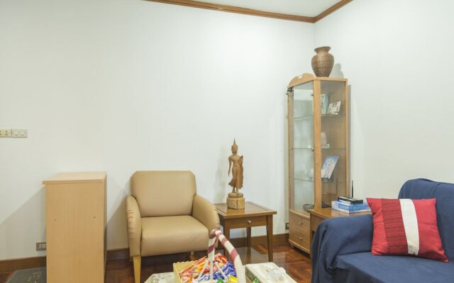 Bangkok Travelers Phayathai