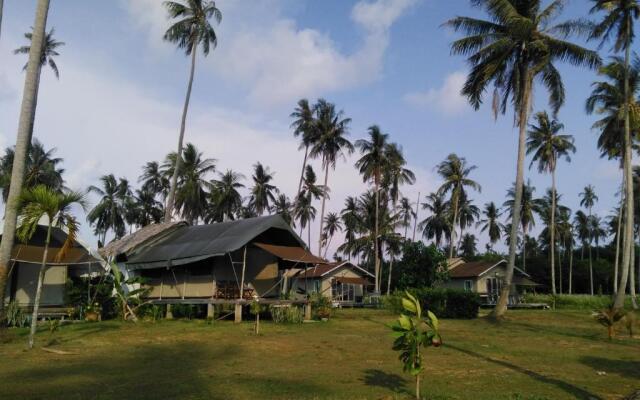 Naivacha Tent Koh Mak