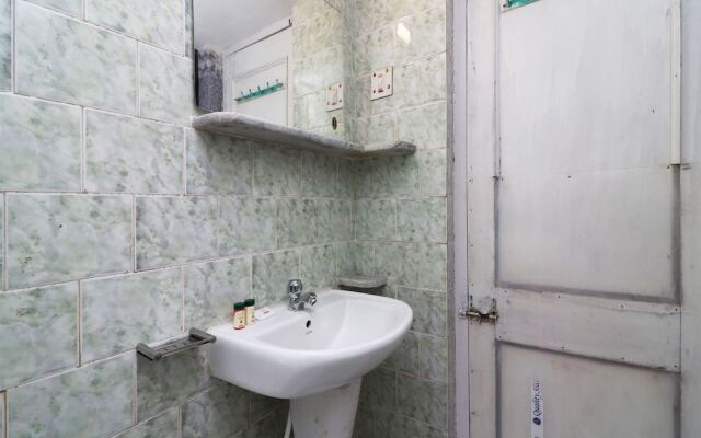 Oyo 15579 Monurama Homestay