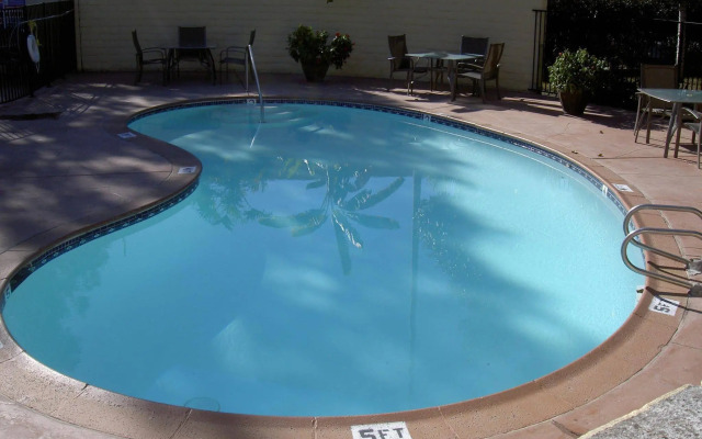 Best Western Americana Inn