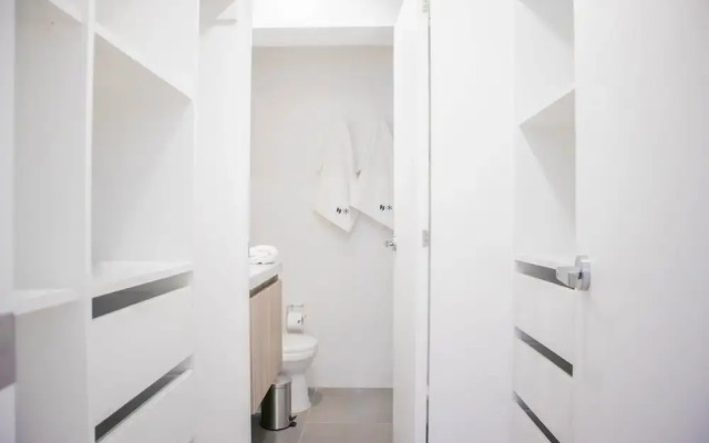 w Fantastic 1BR w Modern Balcony in San Isidro