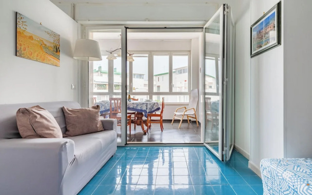 Sea Tower Apartment Bari sea Front