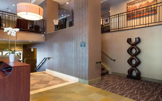 Executive Hotel Pacific