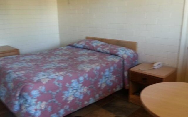 D M Motel