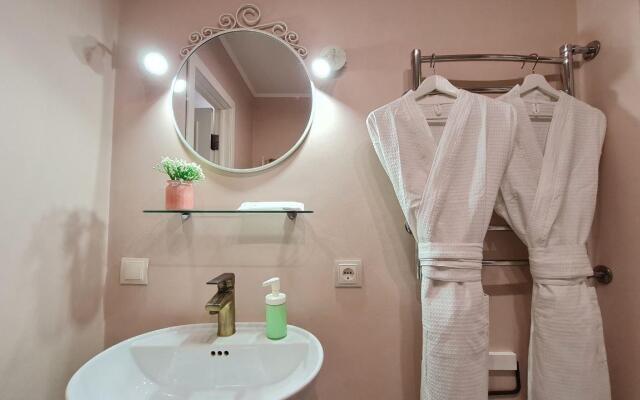 Sutki26 on Kuznechnaya Street