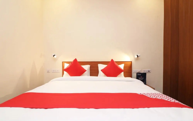 OYO Flagship 23709 Hotel Meerut International