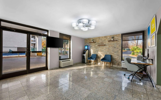 Days Inn by Wyndham Raleigh Midtown