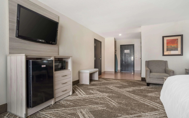 Best Western Plus Jackson Downtown Coliseum