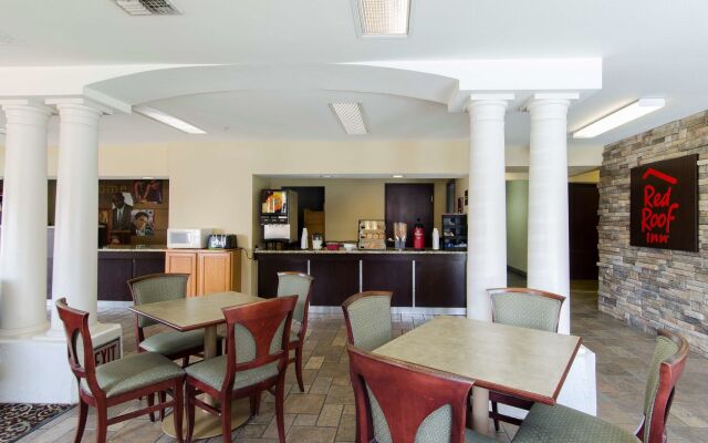 Red Roof Inn San Marcos