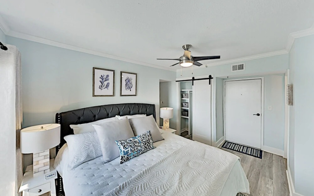Gspl5512 2 Bedroom Condo