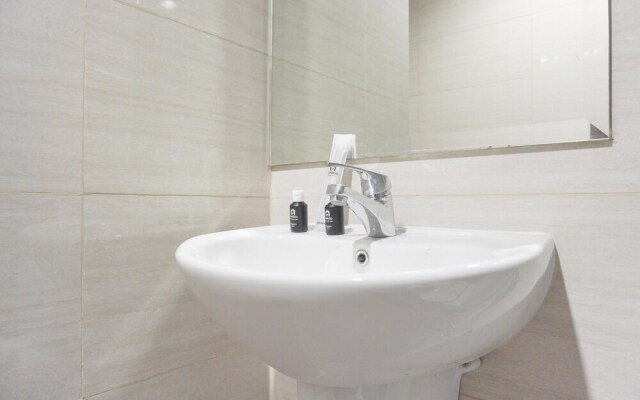 Best Homey And Nice 2Br At Ciputra International Apartment