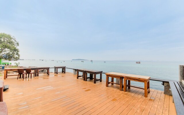 Baan Talay Namsai