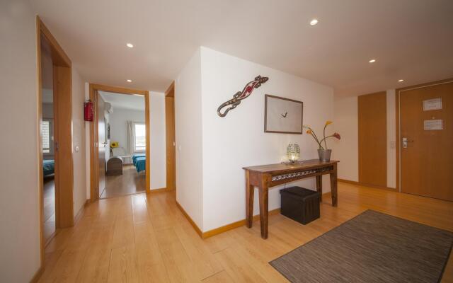 B40 - Marina View Apartment