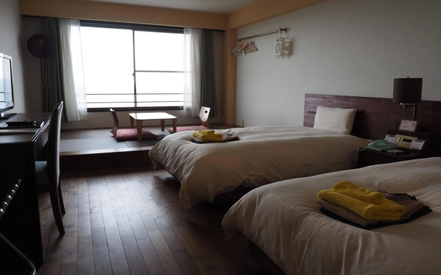 Yakushima Green Hotel – Guest Rooms – Yakushima