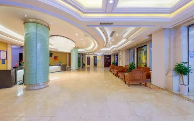 Hangzhou Fuyang Yaoyue International Hotel (Enbo Avenue)