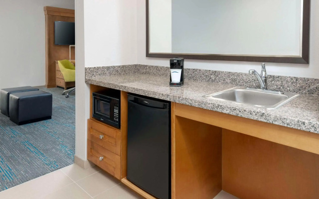 Hampton Inn & Suites Clayton/St. Louis-Galleria Area