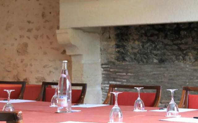 Château de Périgny, The Originals Relais