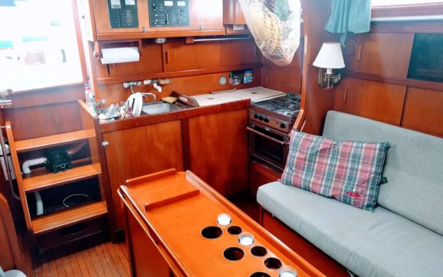 Private Over-the-Water Cabin in San Blas including Meals