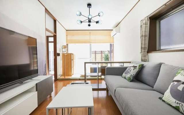 Ochiai house with 3BR 2mins to Metro on foot