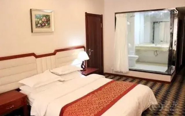 Yatai Hotel