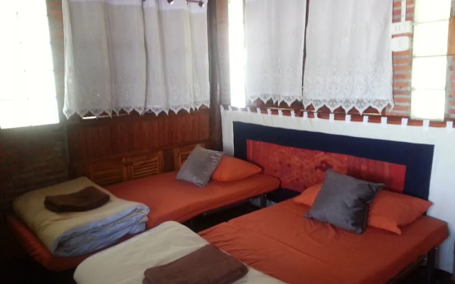 Rim Nam Kong Homestay & Campsite