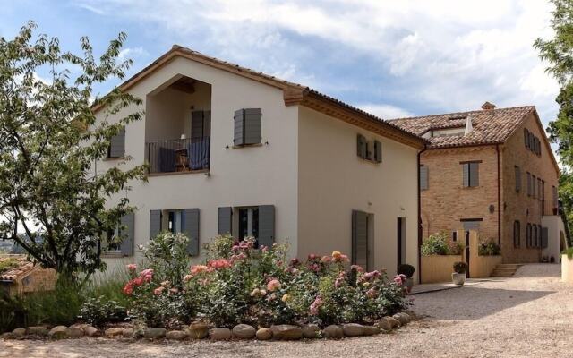 La Giravolta Country House