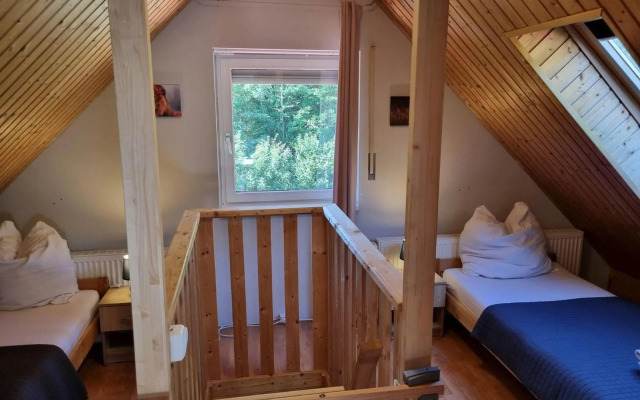 Ferienwohnung - Waldwasser mit Waldblick