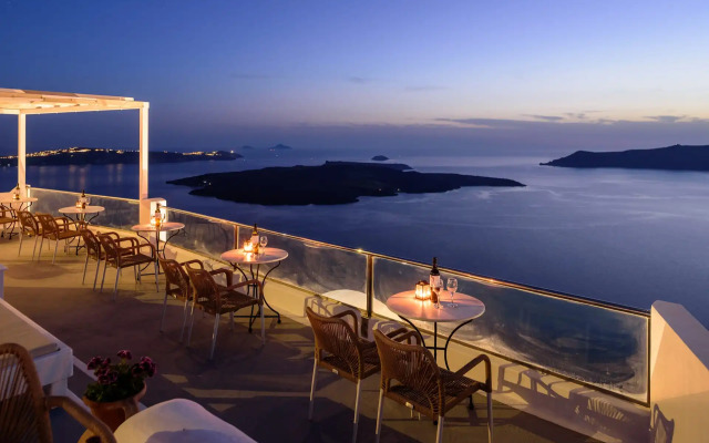 Vallas Apartments & Villas