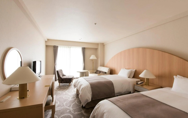 Rusutsu Resort Hotel & Convention