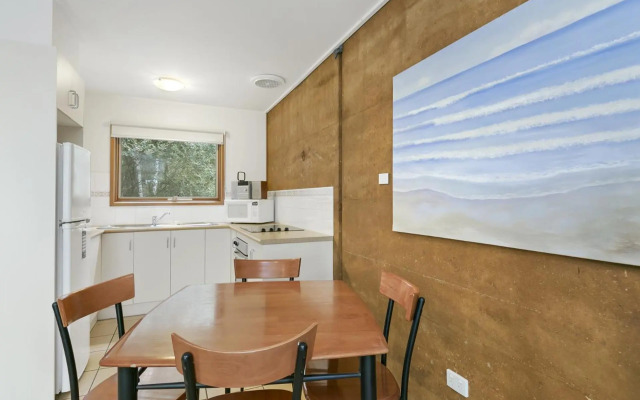 Split Point Cottages