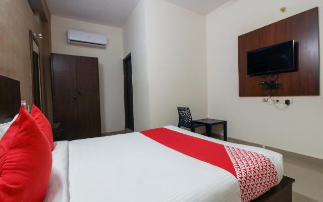 R-inn by OYO Rooms