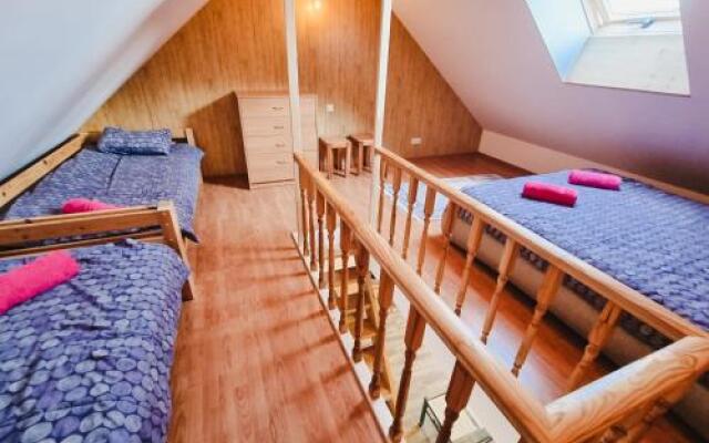 Viesu Nams Kāpsargi