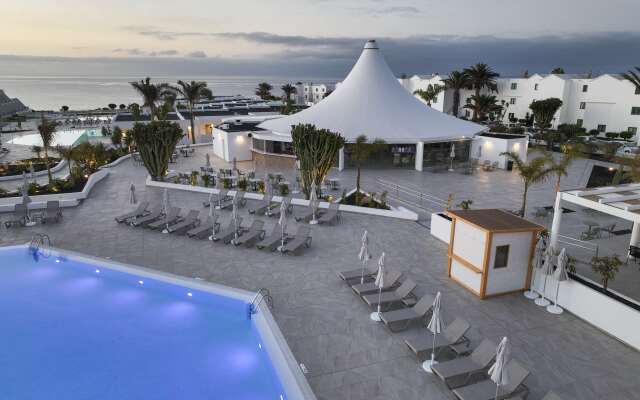 Radisson Blu Resort Lanzarote - Adults Only +16