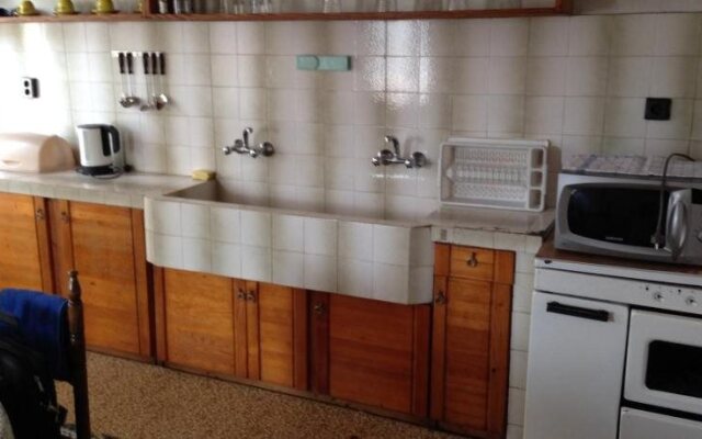 Katya Guest House