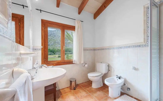 Villa - 4 Bedrooms with Pool and WiFi - 108751