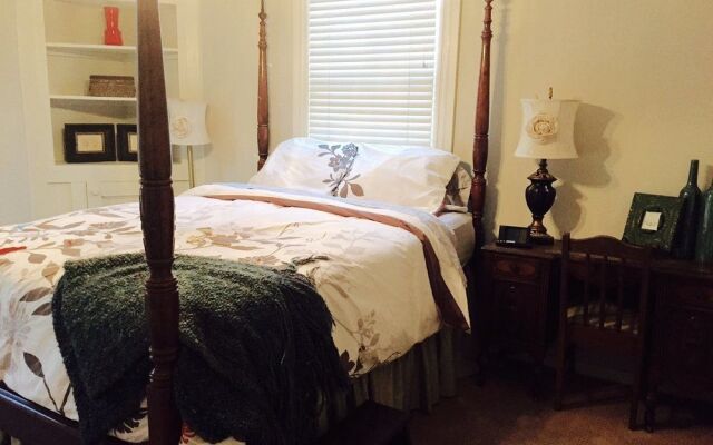Lake Guntersville Bed and Breakfast