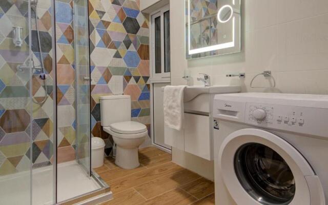 Tritoni Marina Apartments and Suites