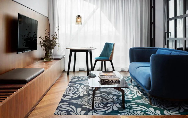 West  Sydney, Curio Collection by Hilton