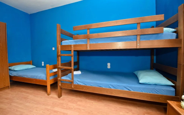 Simple and Central Hostel